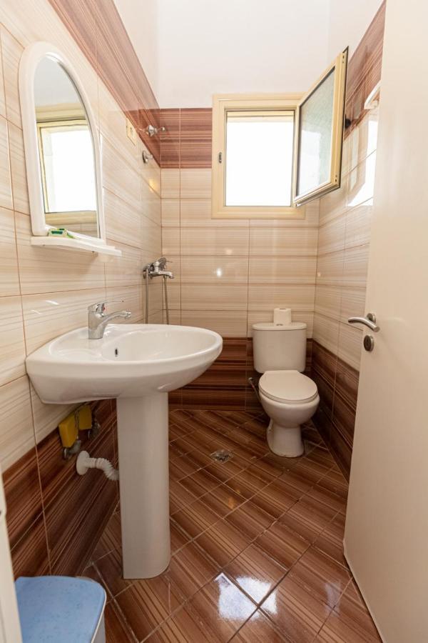 Vila B&E Vlore Exterior photo